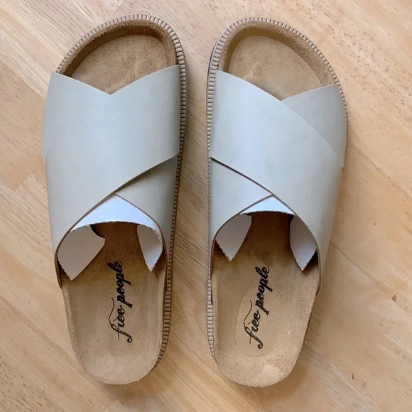 NIB FREE PEOPLE Sidelines Footbed Sandals Dove Grey - Picture 4 of 16